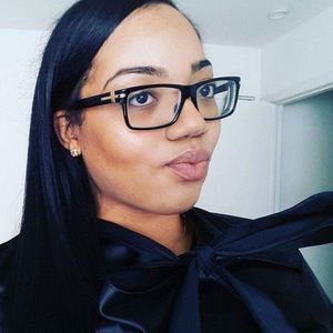 Meet your Posher, Essence